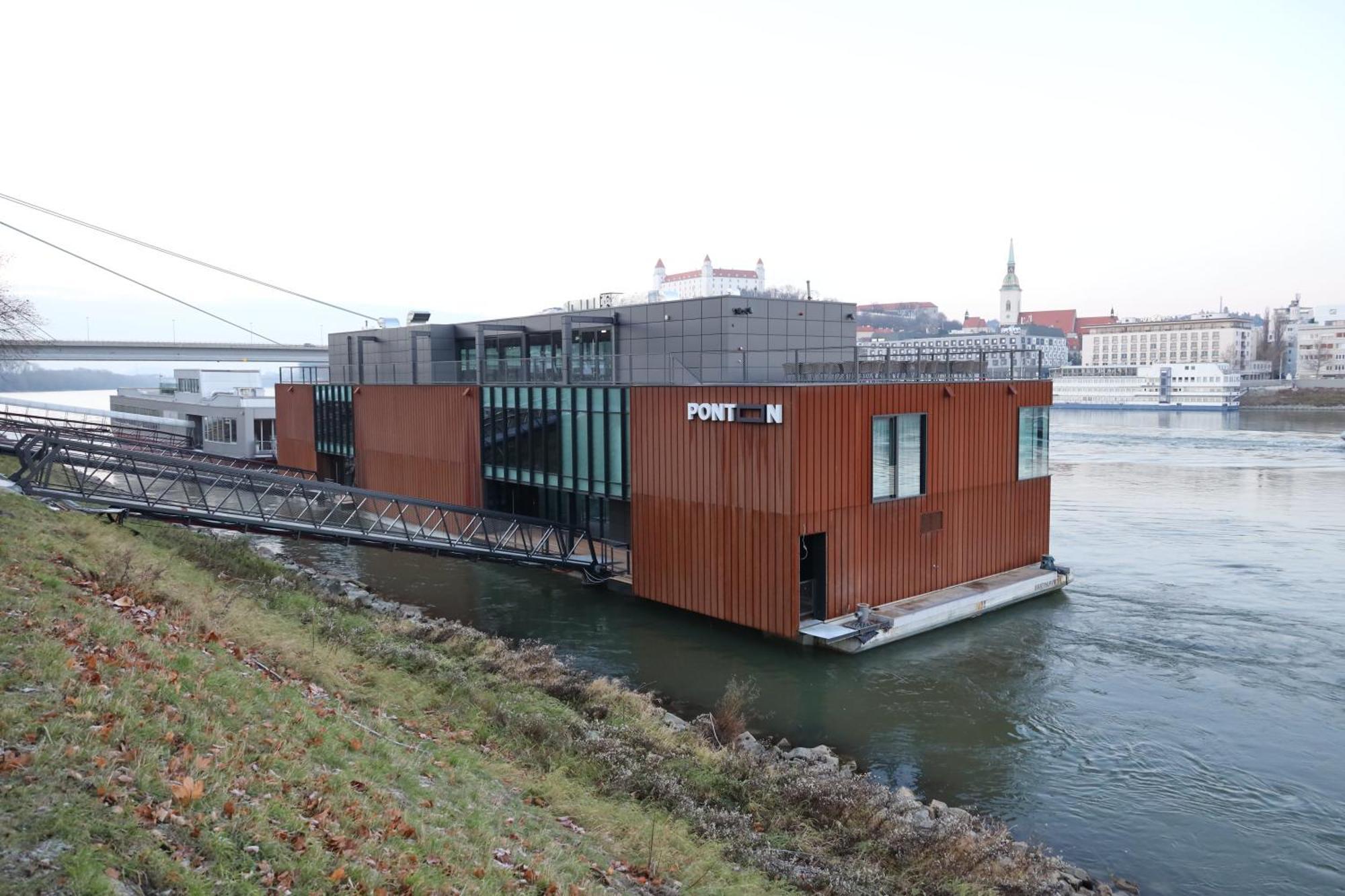 Ponton Rooms Bratislava Extérieur photo